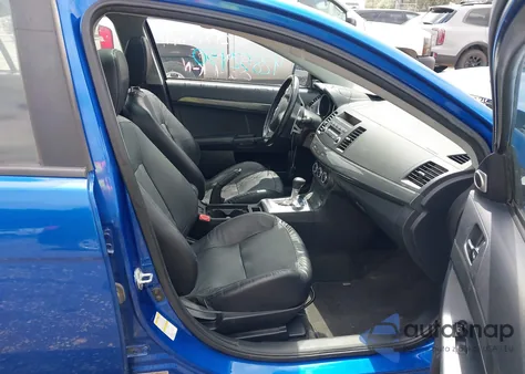 2010 Mitsubishi Lancer Sportback Gts z USA, uszkodzony, nr VIN JA32X8HW3AU015435